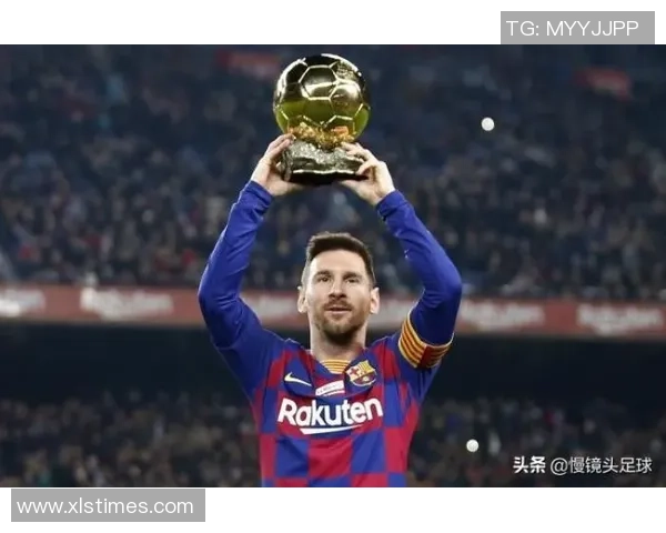 足球明星女友晒心动礼物 揭秘专属浪漫背后的爱情故事