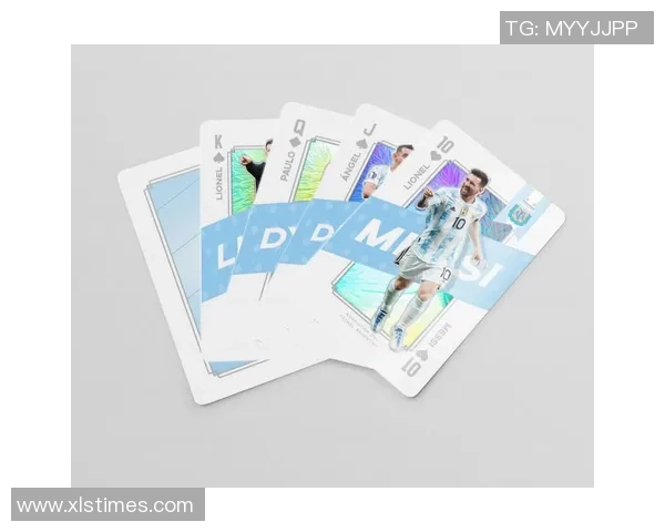 足球球星卡镭射收藏价值与设计魅力深度解析 足球球星卡镭射收藏价值与设计魅力深度解析